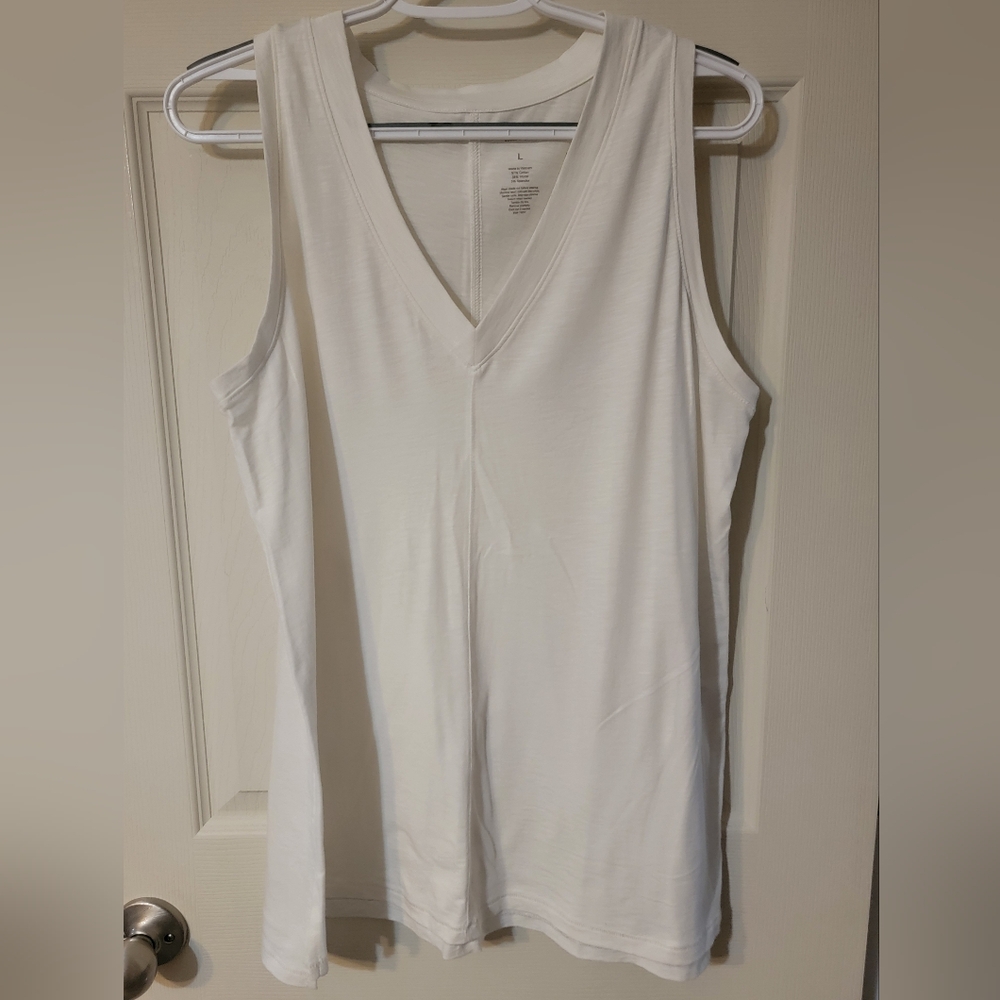 Sonoma Goods for Life - Womens V-Neck Tank, White, Size L